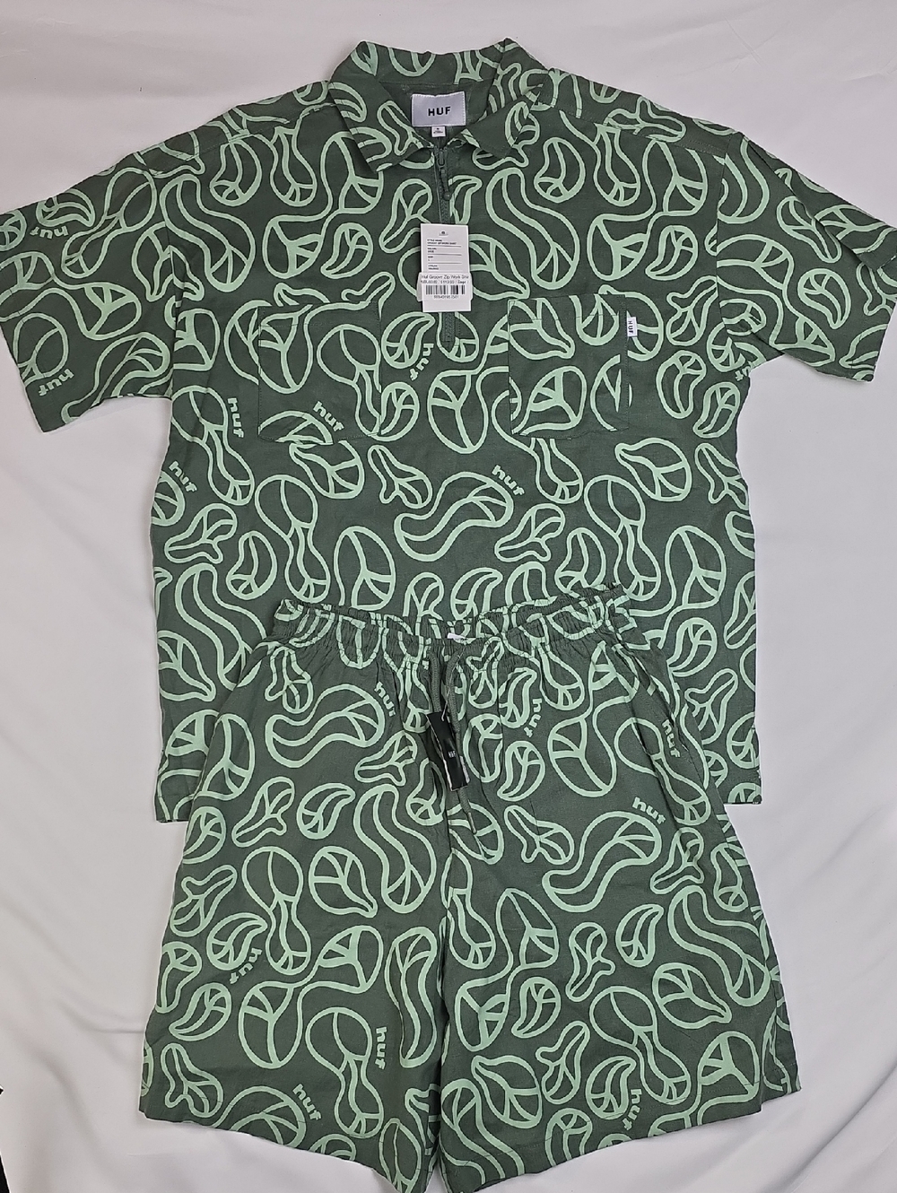 HUF Olive & Mint Abstract Two-Piece Shirt and Shorts Set New S Top XS Bottom